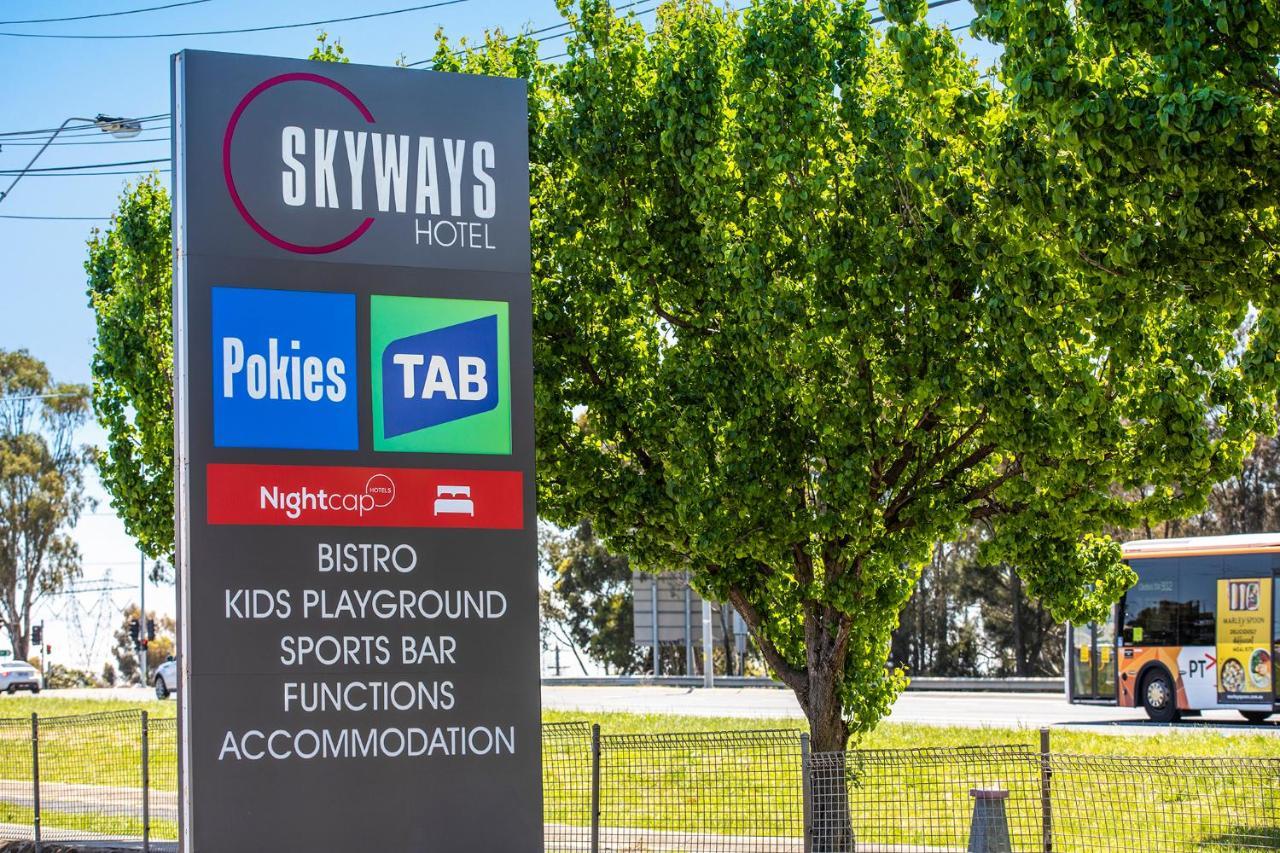 Nightcap At Skyways Hotel Melbourne Ngoại thất bức ảnh