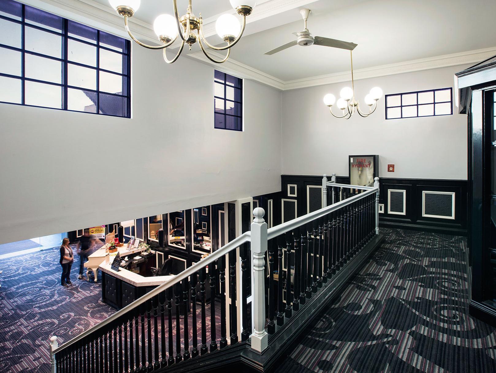 Nightcap At Skyways Hotel Melbourne Ngoại thất bức ảnh