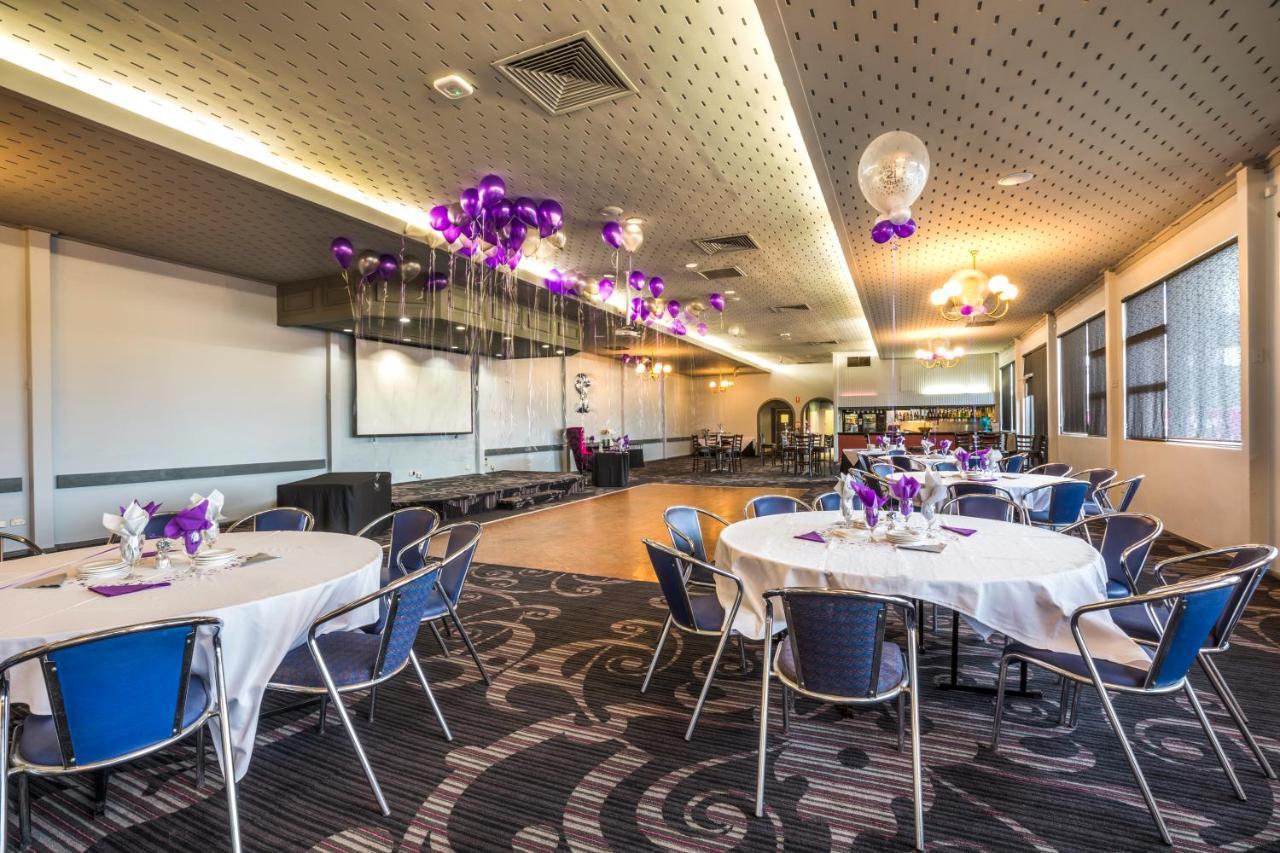 Nightcap At Skyways Hotel Melbourne Ngoại thất bức ảnh